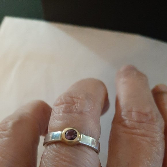 Amethyst and Sterling Silver Ring - Picture 5 of 5